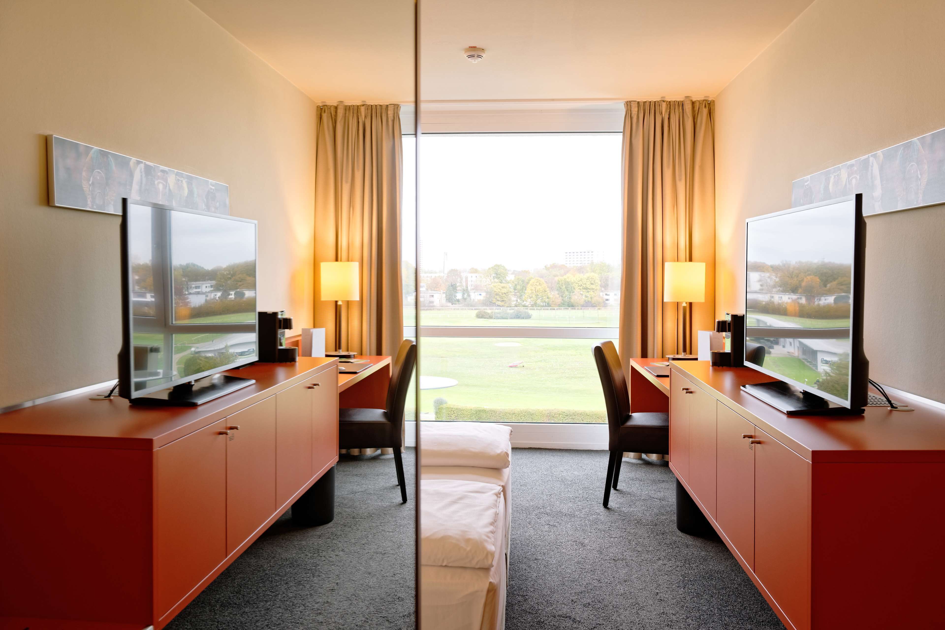 Foto - ATLANTIC Hotel Galopprennbahn