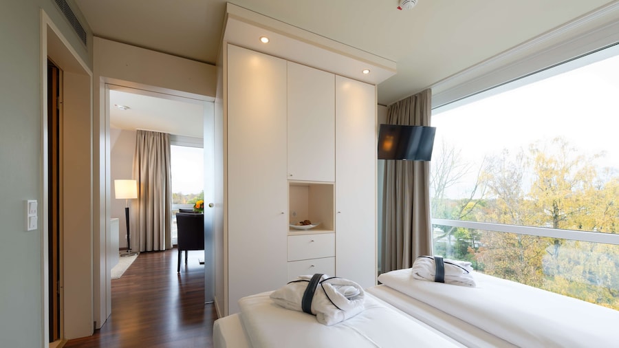 ATLANTIC Hotel Galopprennbahn