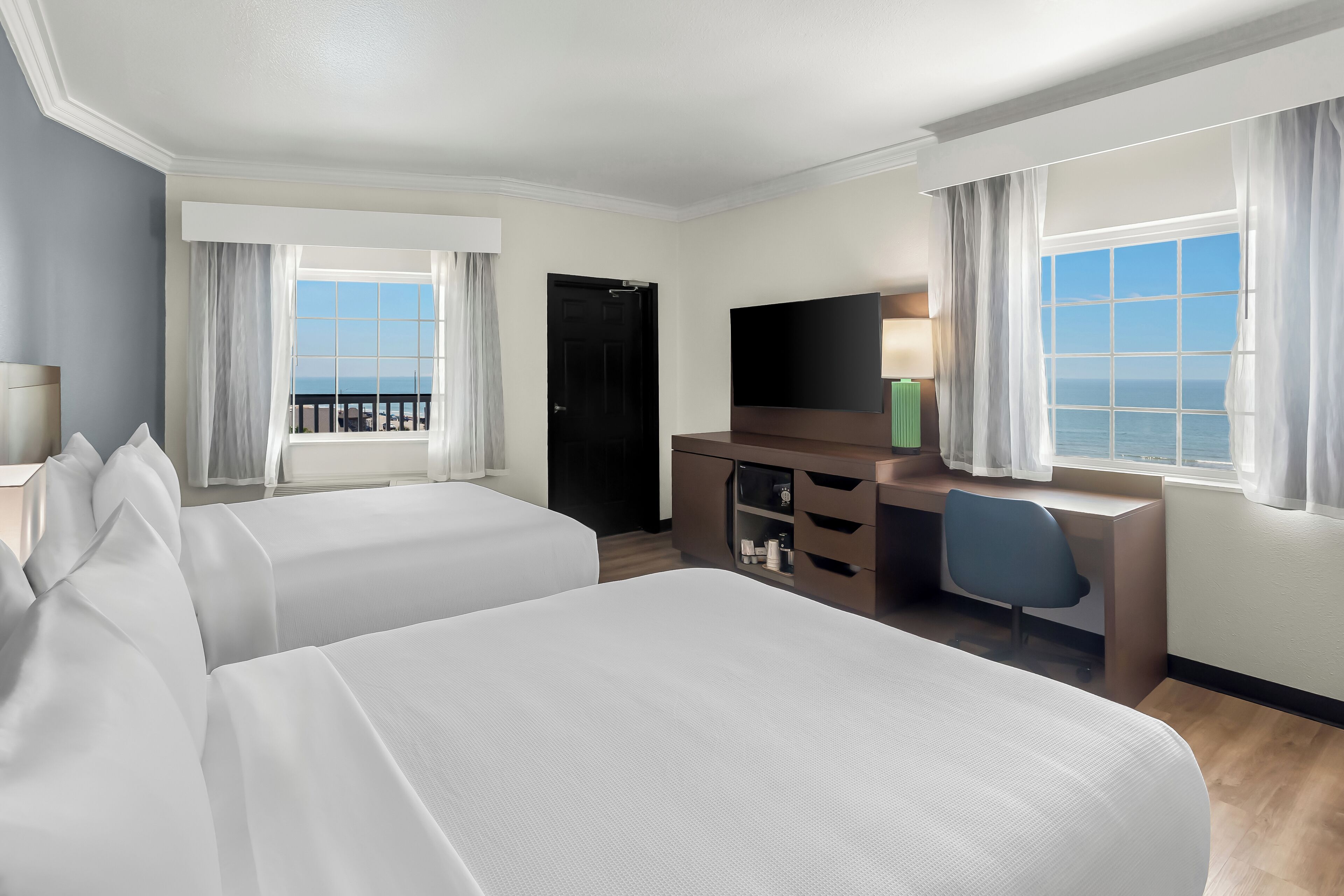 Room, 2 Queen Beds, Oceanfront