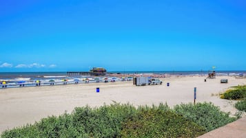 En la playa