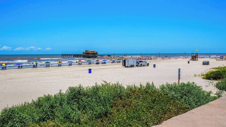 Quality Inn & Suites Galveston - Beachfront