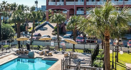 Hyatt Select Galveston - Beachfront
