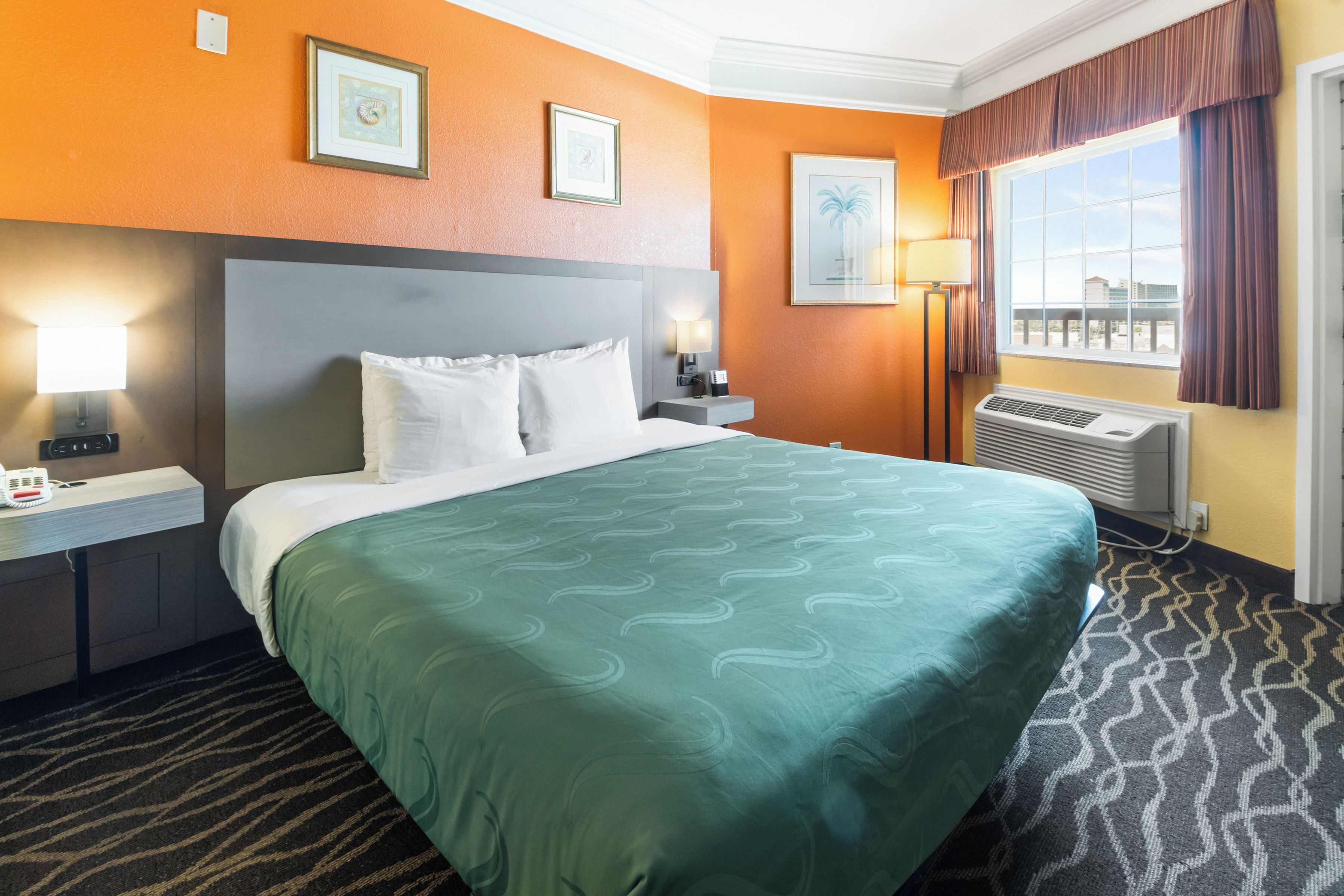 In-room safe, desk, iron/ironing board, free WiFi