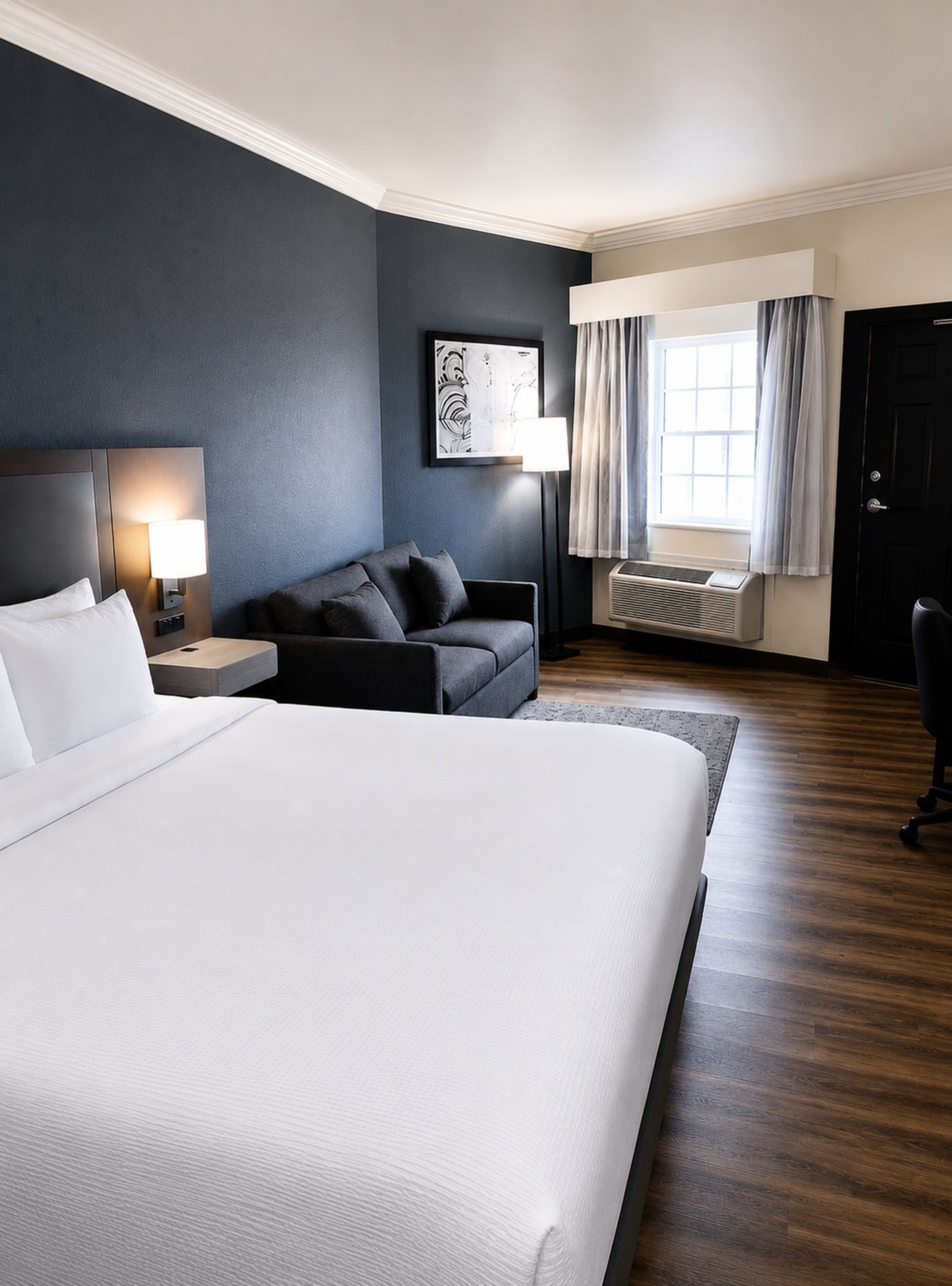 In-room safe, desk, iron/ironing board, free WiFi