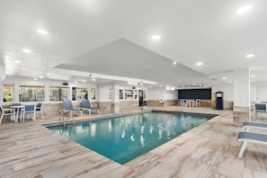 Piscine couverte, piscine chauffée