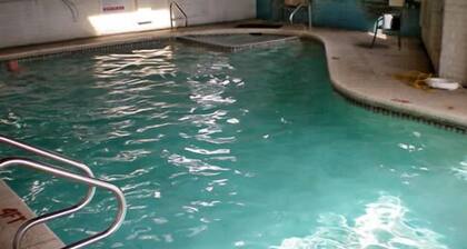 Coronada Inn and Suites