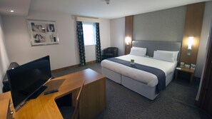 Room - Holiday Inn Manchester-Central Park by IHG (Manchester)