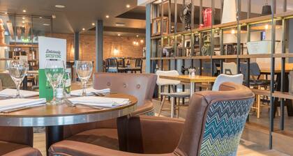 Holiday Inn Manchester-Central Park by IHG