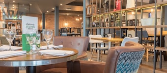 Holiday Inn Manchester-Central Park by IHG