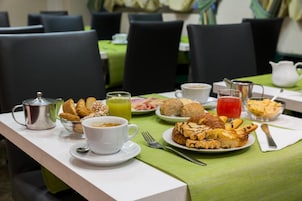 Servizio di pranzo e cena