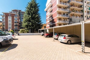 Self parking - Hotel Turin Royal (Turin)