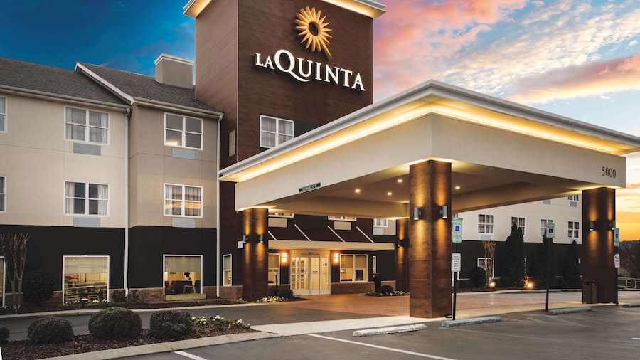 La Quinta Inn & Suites by Wyndham Chattanooga North - Hixson