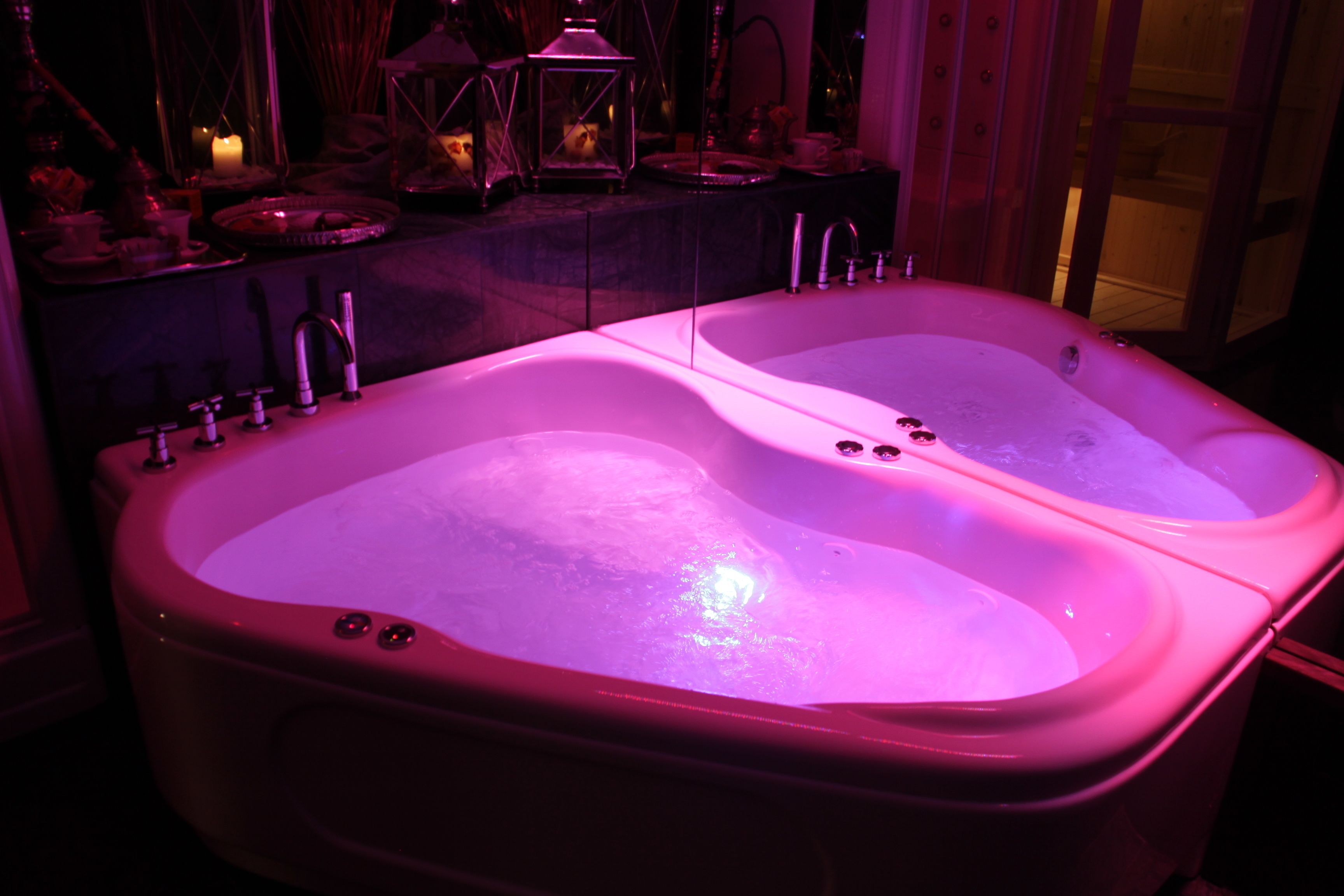 romantic double room | jetted bathtub