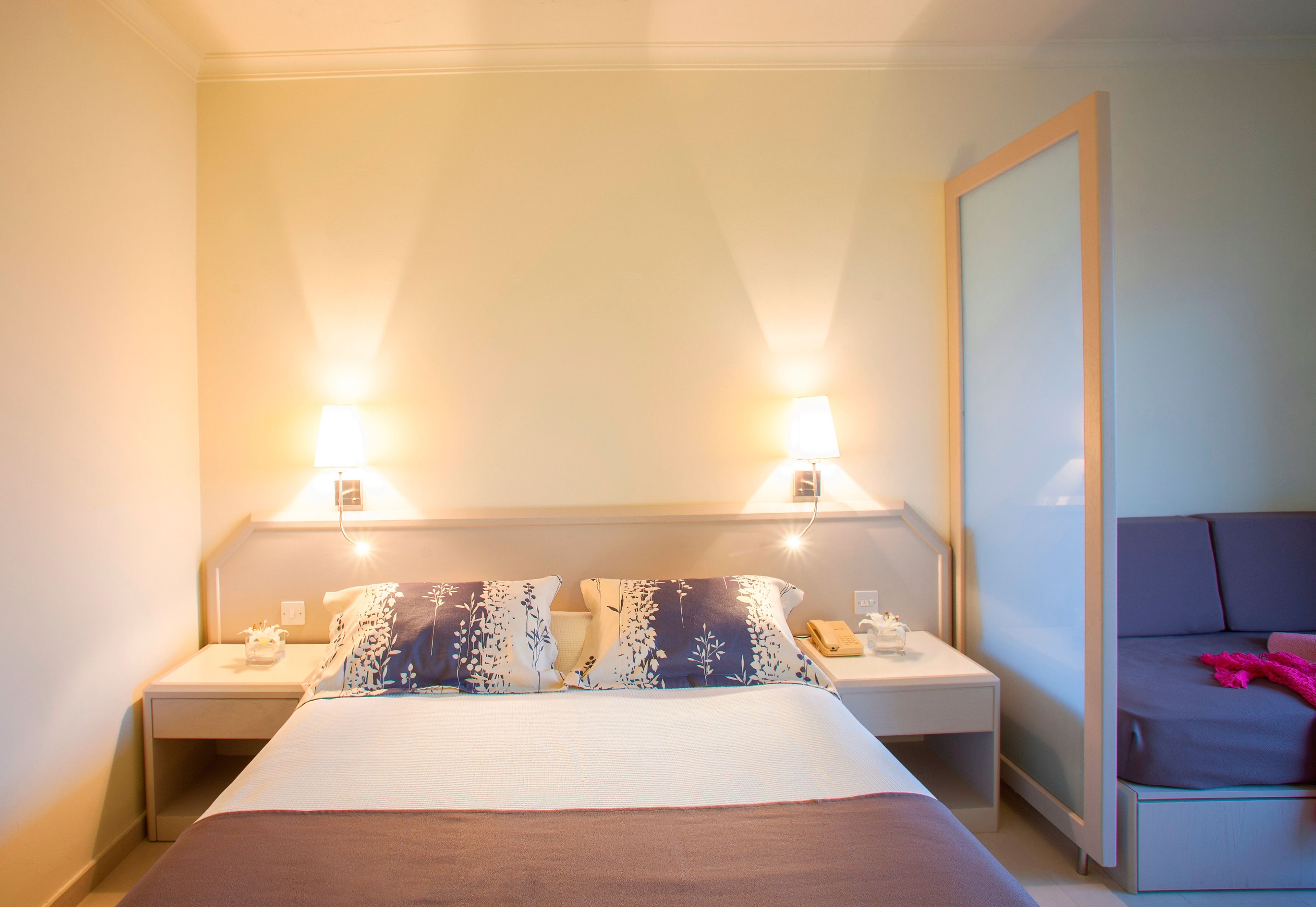 1 bedroom, minibar, in-room safe, blackout curtains