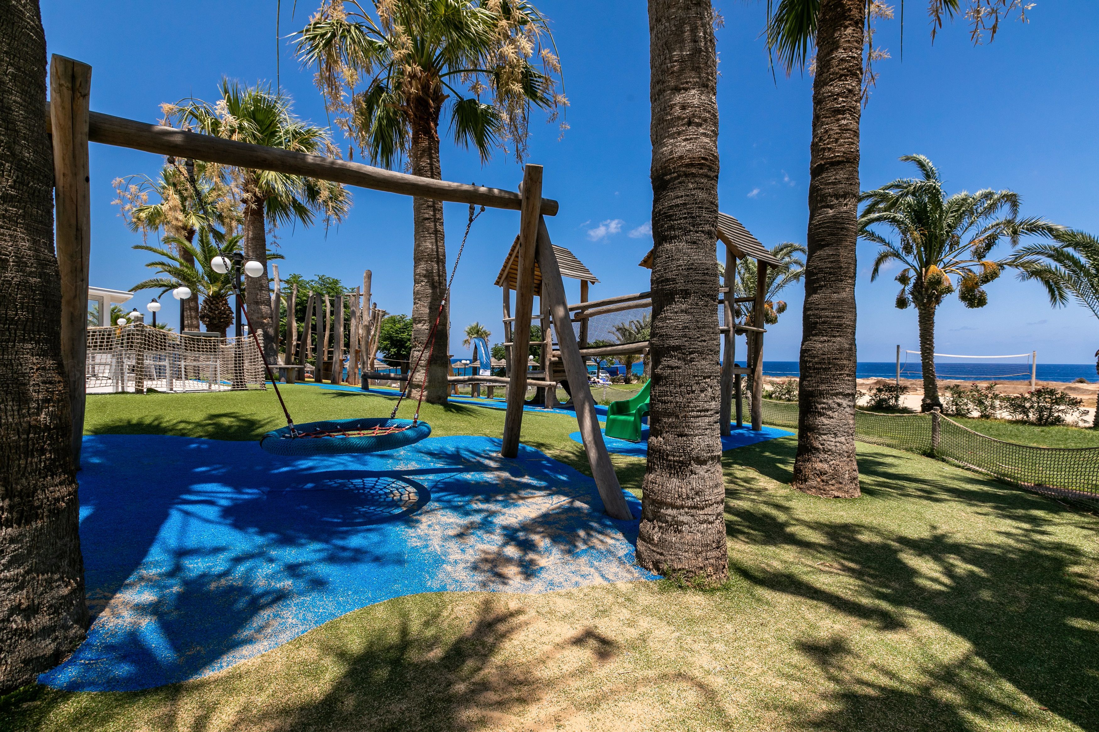 children’s play area – outdoor