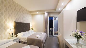 Minibar, in-room safe, desk, soundproofing