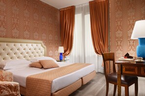 Egyptian cotton sheets, premium bedding, down comforters, minibar - Hotel Pierre Milano (Milan)