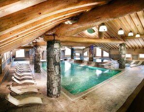 Piscine couverte