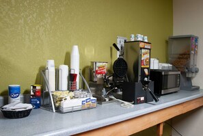Free daily continental breakfast