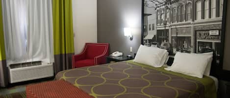 Studio Suite, 1 King Bed, Non Smoking | 1 bedroom, in-room safe, desk, iron/ironing board