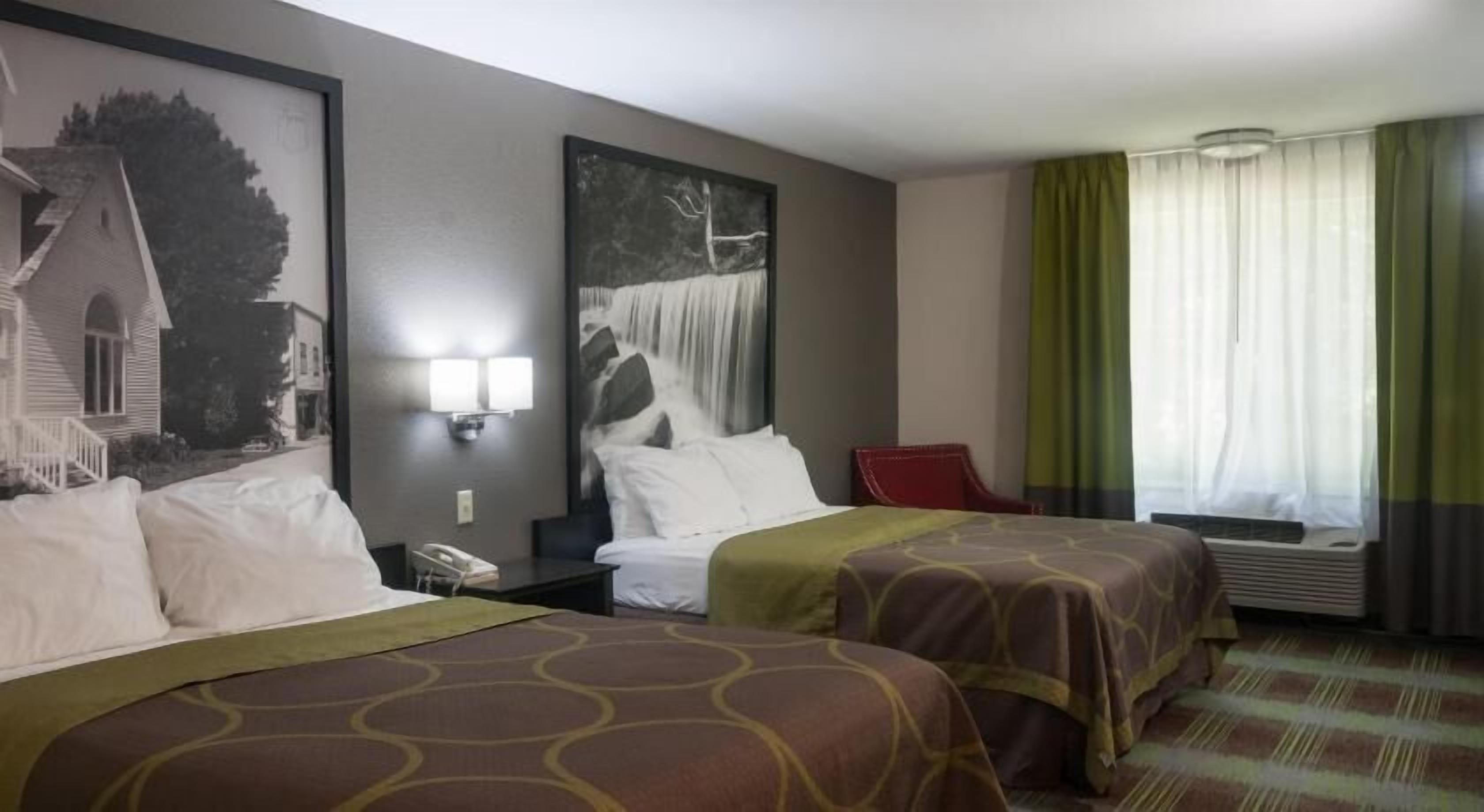 1 bedroom, in-room safe, desk, iron/ironing board