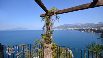 Vue depuis lâhĂ©bergement