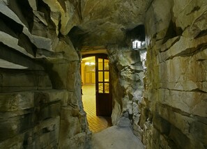 Couples treatment rooms, sauna, hot tub, steam room, Turkish bath
