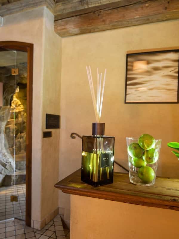 Spa reception