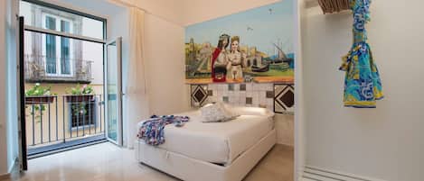 Suite estudio junior, 1 habitación, balcón, vista a la ciudad | 1 habitación, sábanas italianas Frette y ropa de cama de alta calidad