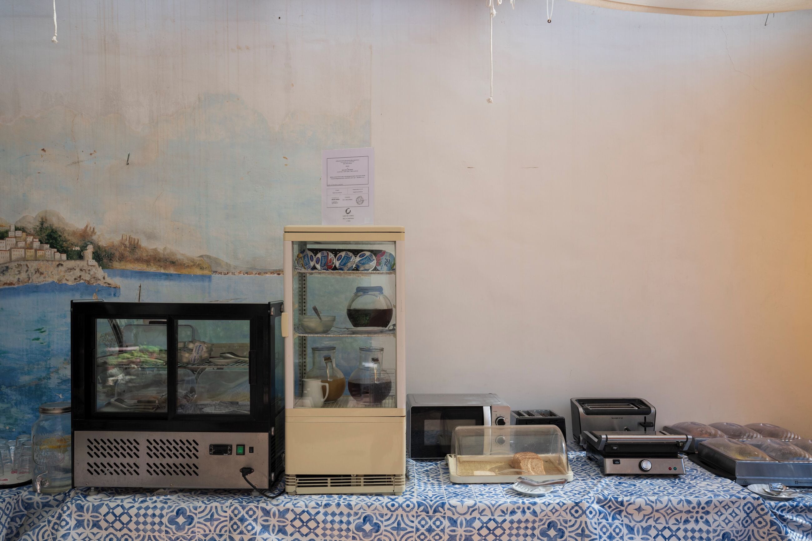 daily buffet breakfast for a fee