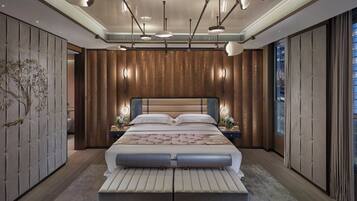 Suite (Entertainment) | Minibar, in-room safe, desk, laptop workspace