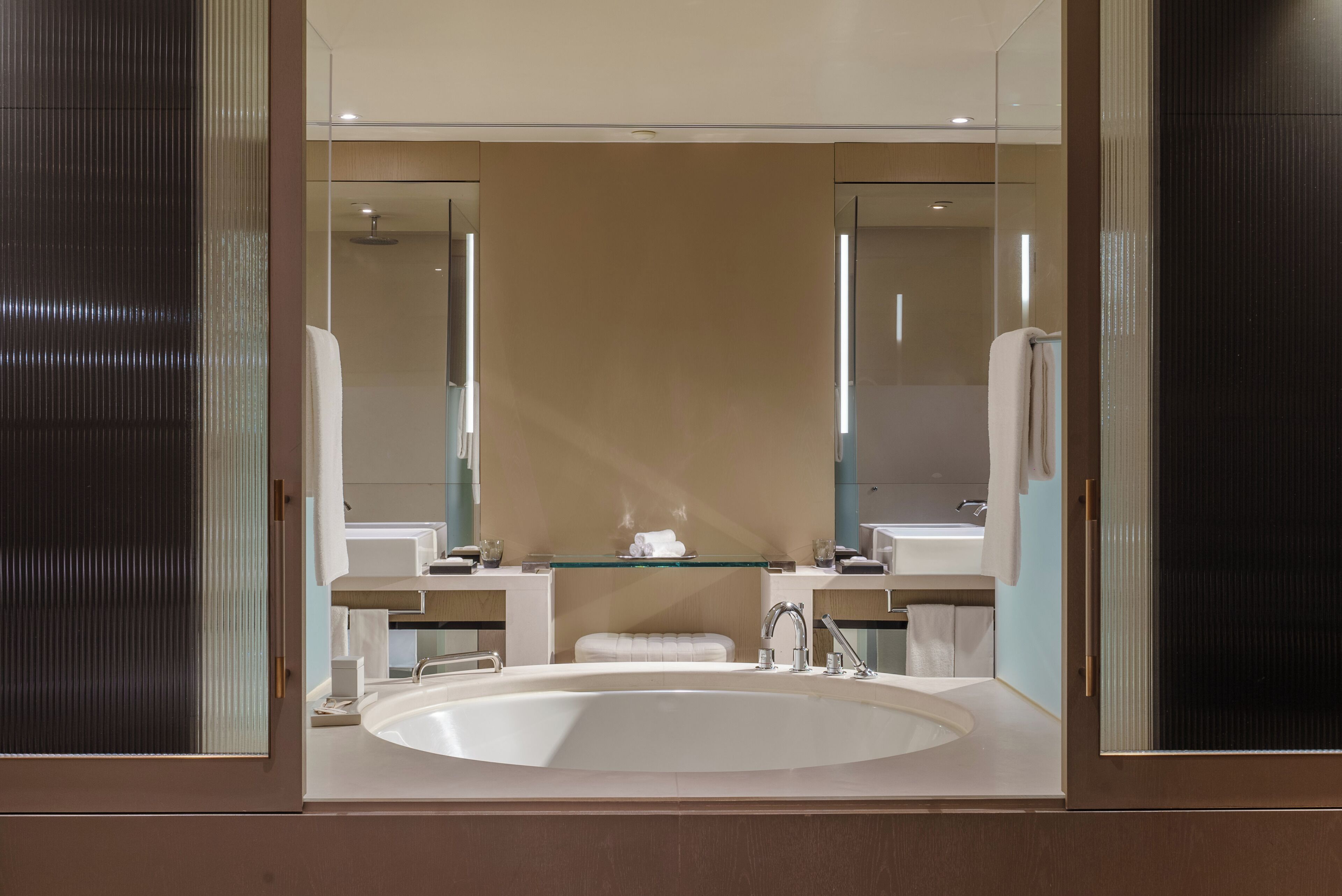 Foto - Mandarin Oriental The Landmark, Hong Kong