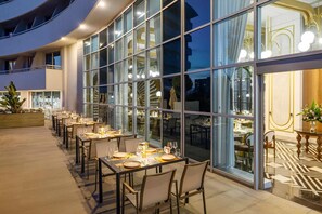 8 restaurants; breakfast, lunch, and dinner served - Concorde De Luxe Resort Lara Antalya - Prive Ultra All Inclusive (Antalya)