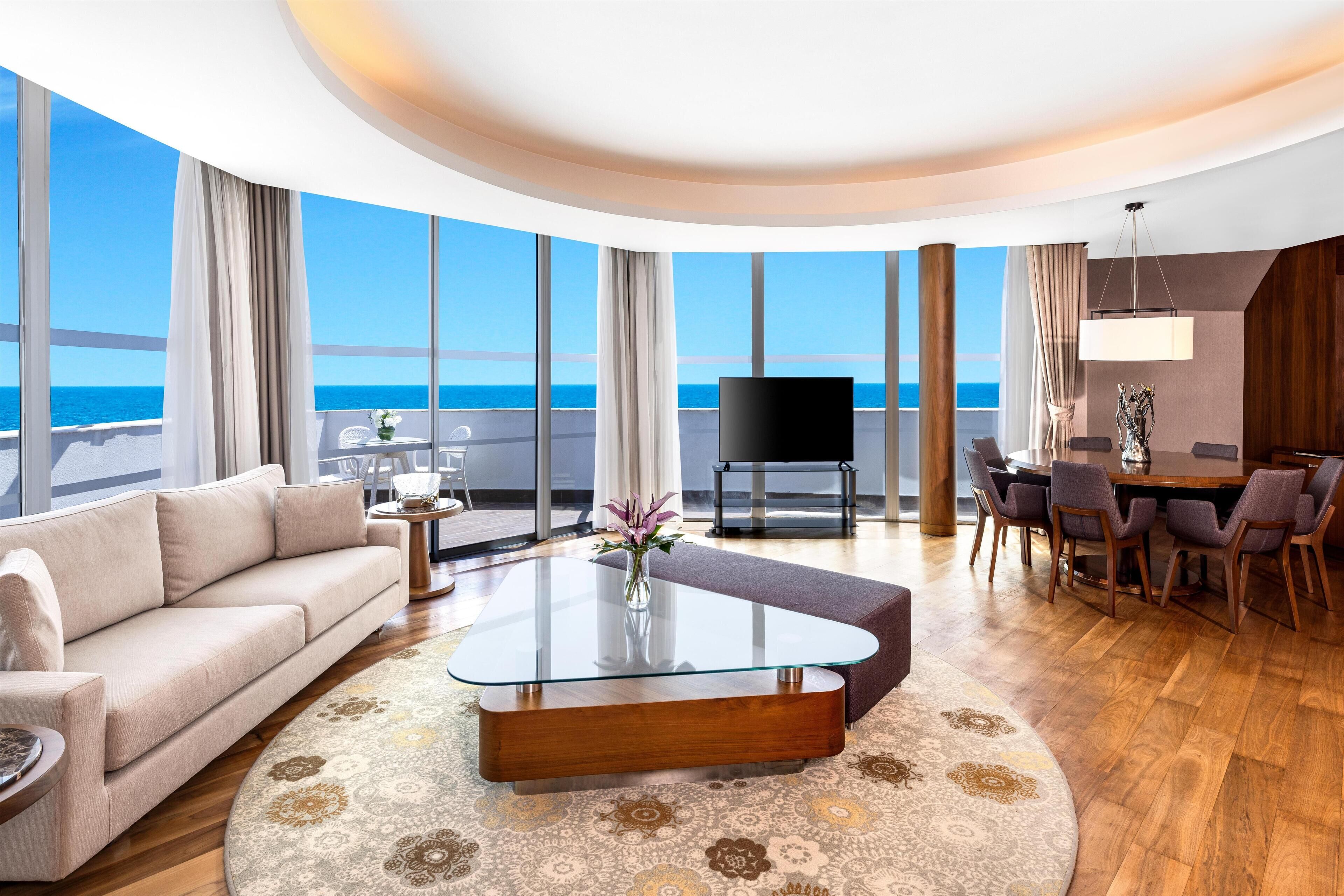 埃及棉床单、高档床上用品、羽绒被、迷你吧