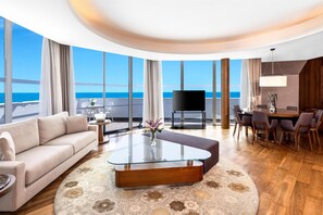 埃及棉床單、高級寢具、羽絨被、迷你吧