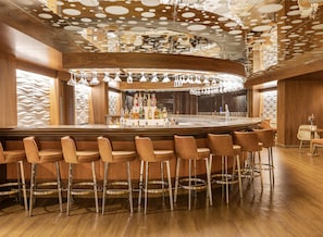 6 bars/lounges, beach bar