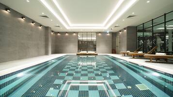 Piscine couverte