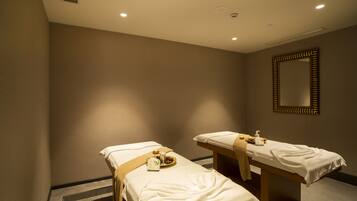 Sauna, 5 treatment rooms, massages