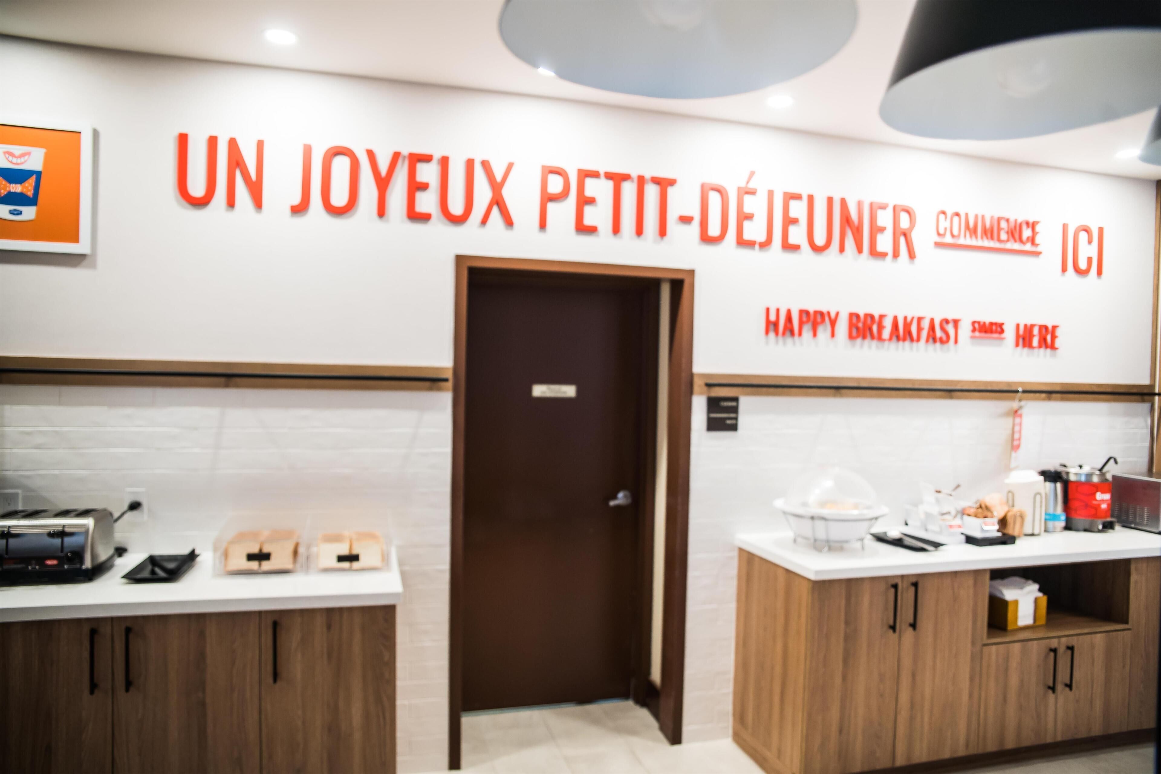 Free daily buffet breakfast