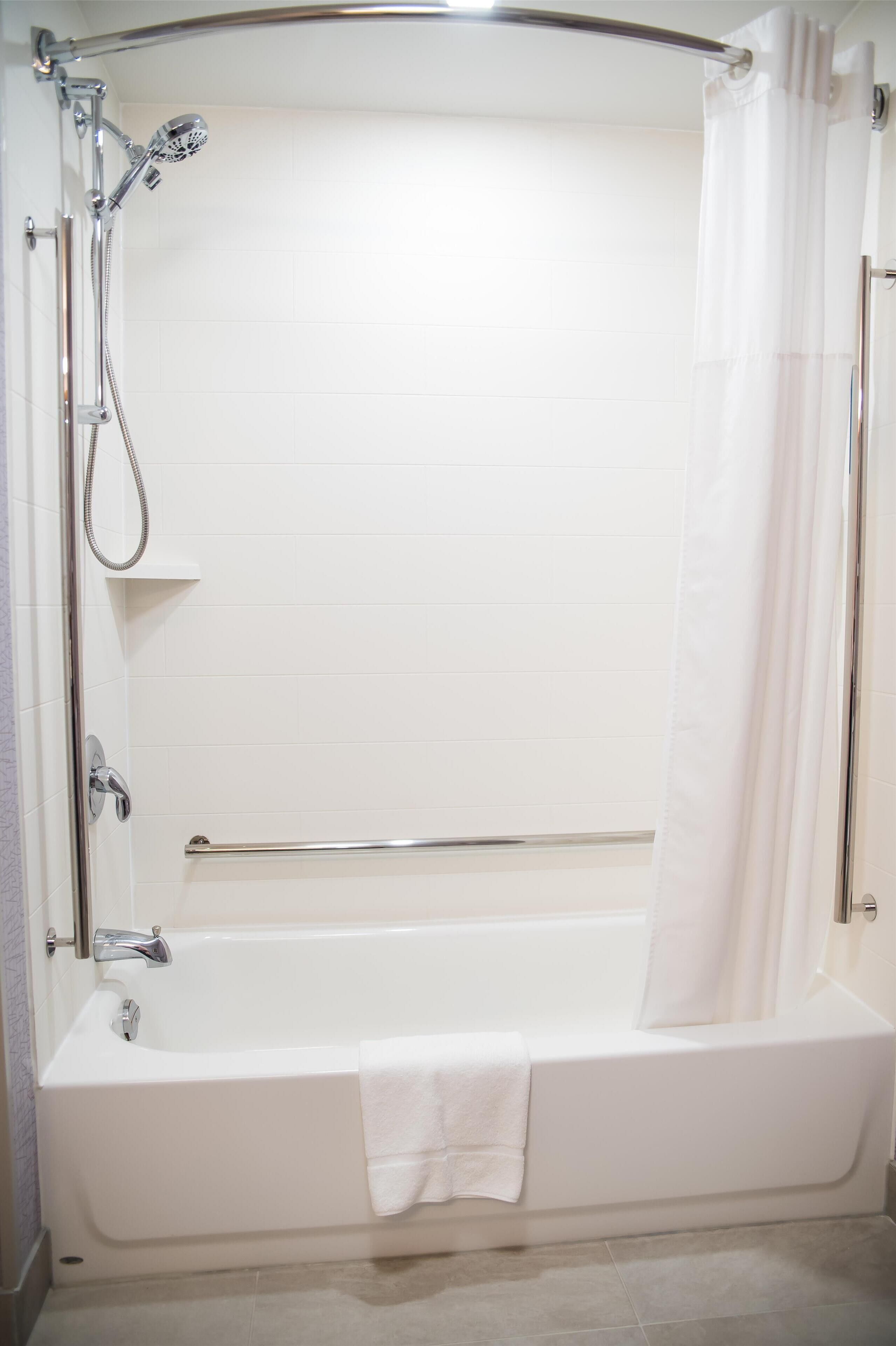 Dusche im Bad