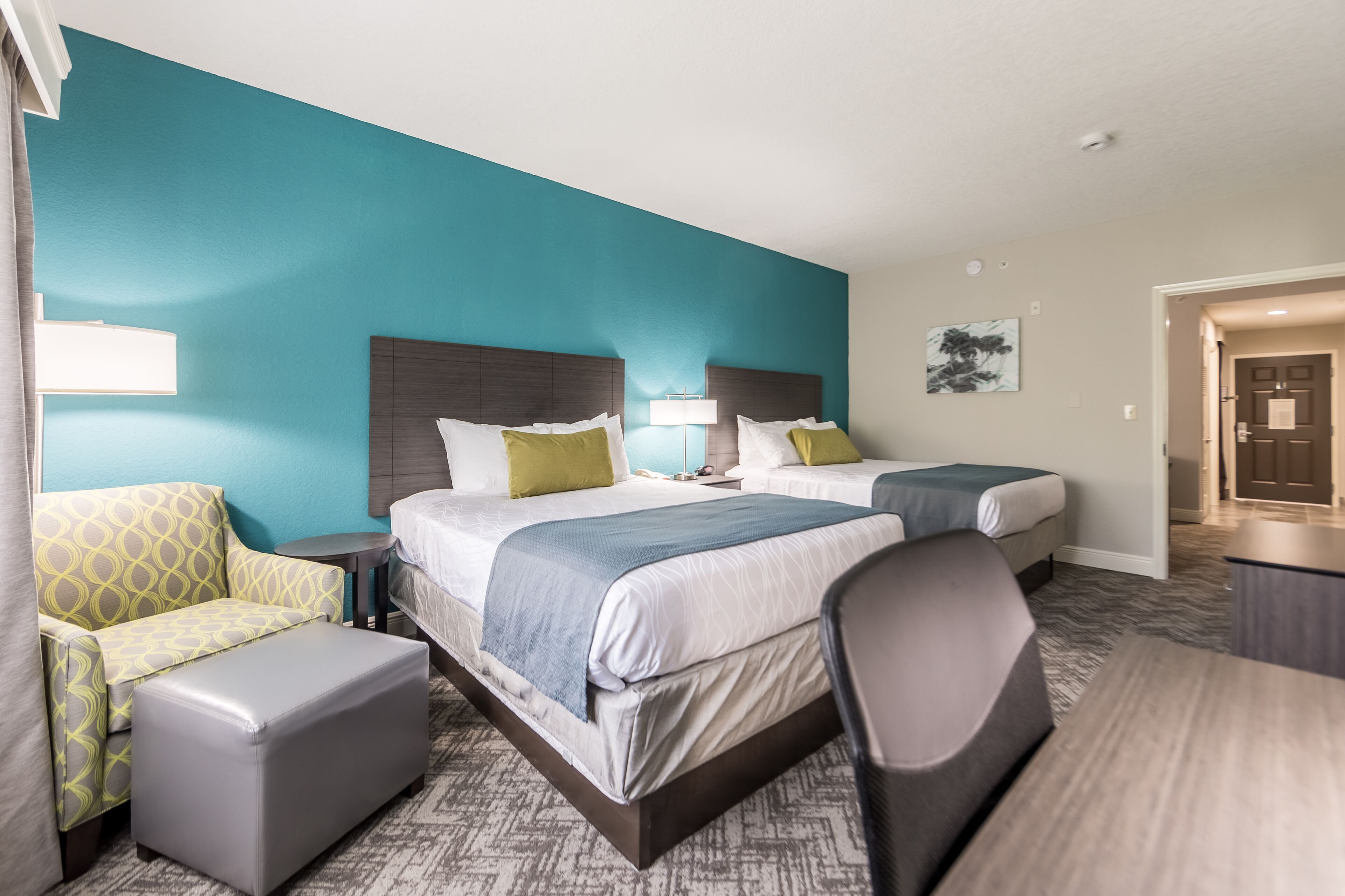 in-room safe, desk, laptop workspace, iron/ironing board