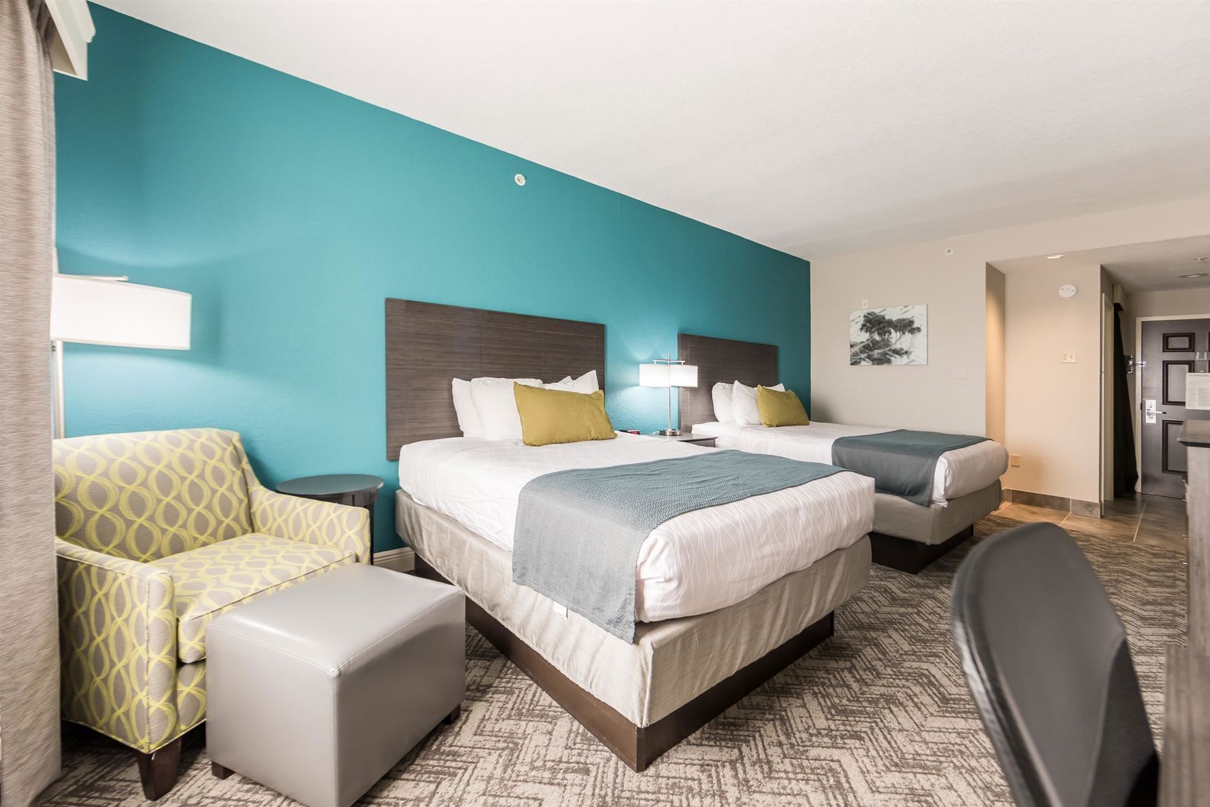 In-room safe, desk, laptop workspace, iron/ironing board