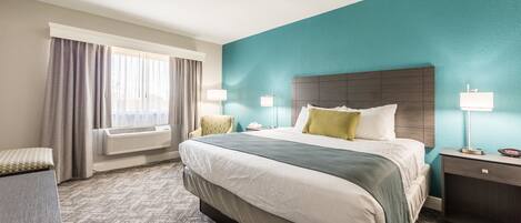In-room safe, desk, laptop workspace, iron/ironing board