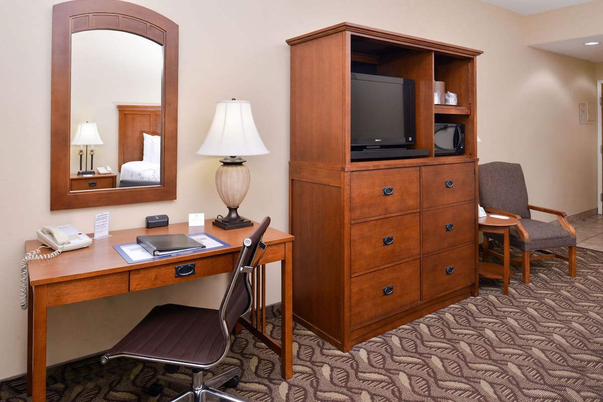 Skrivebord, arbejdsområde til bærbare computere, mørklægningsgardiner