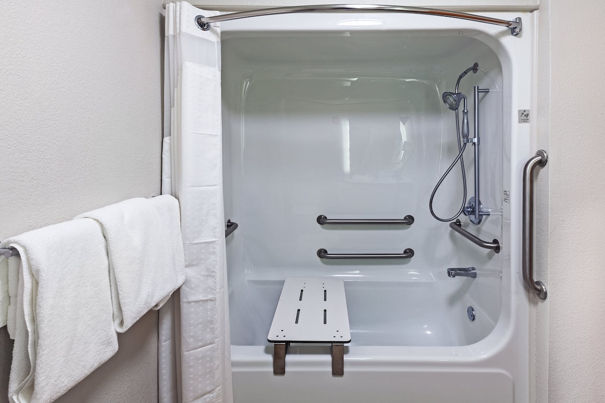 hypo-allergenic bedding, in-room safe, desk, blackout curtains