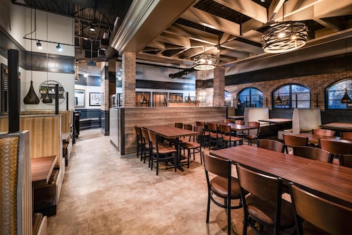 Best Western Premier Bridgewood Resort Hotel