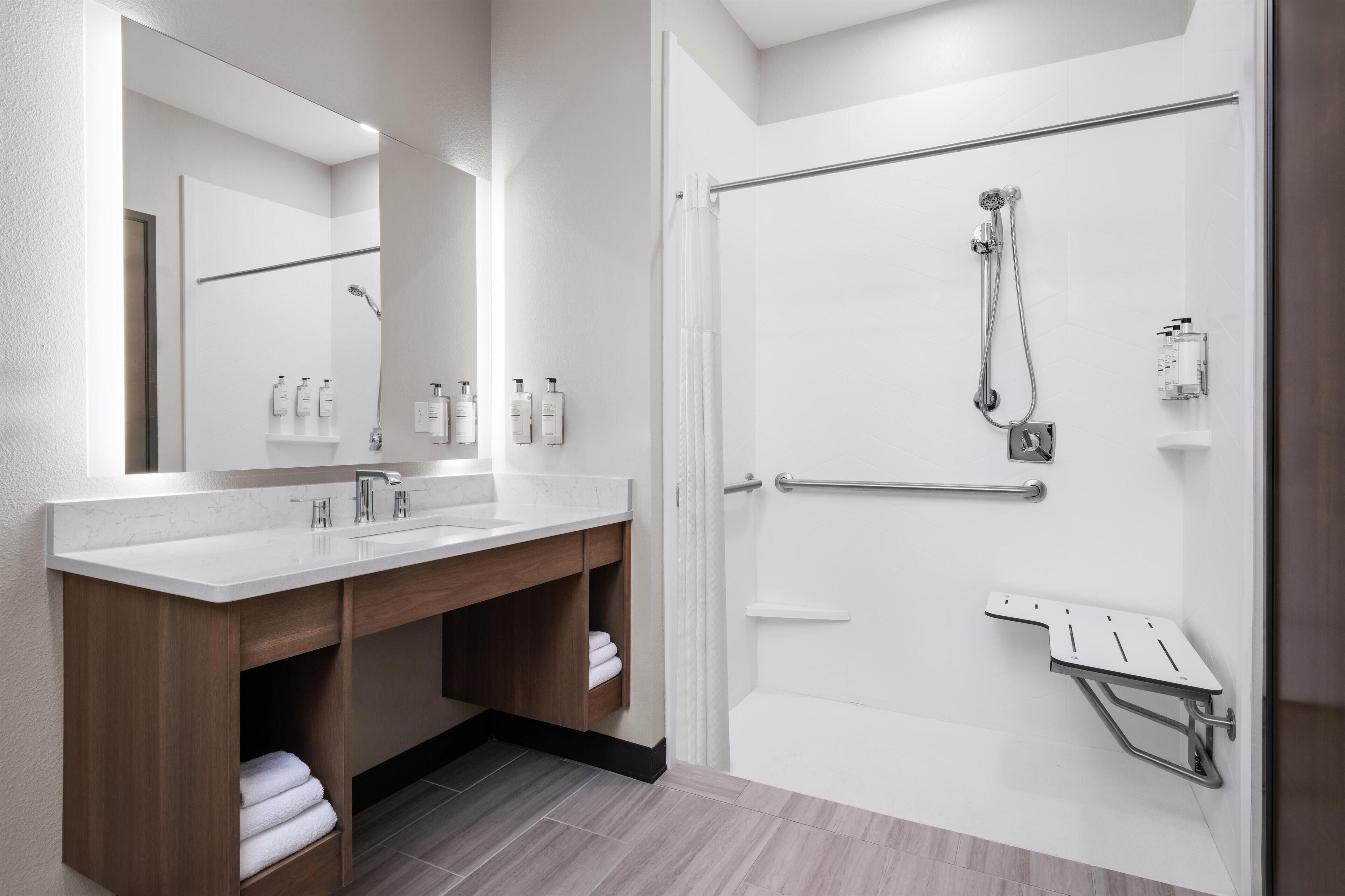 Photo - Best Western Premier Bridgewood Resort Hotel