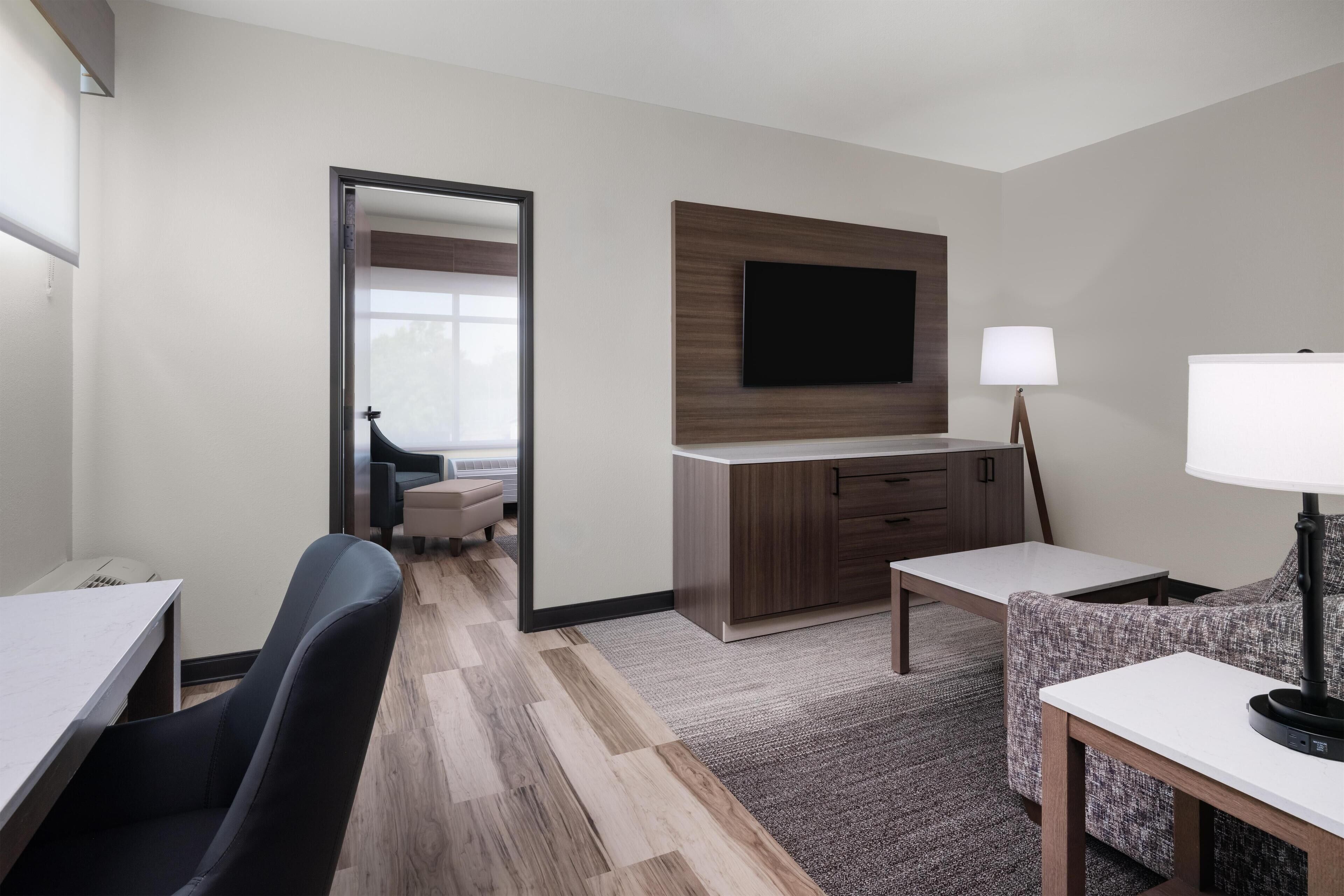 Suite, 1 King Bed, Non Smoking, Refrigerator & Microwave (with Sofabed) | Premium bedding, in-room safe, desk, laptop workspace