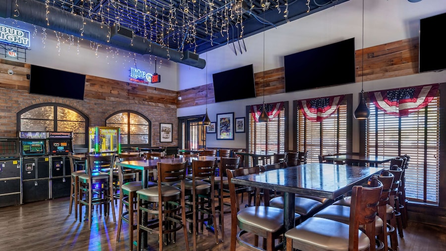 Best Western Premier Bridgewood Resort Hotel