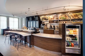 Daily to-go breakfast for a fee - Courtyard by Marriott Fort Lauderdale SW/Miramar (Miramar)